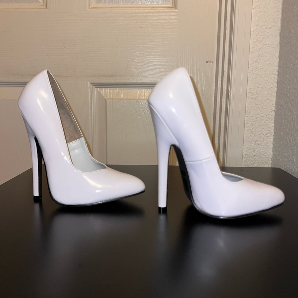 Ellie Pumps - Picture 9 of 9